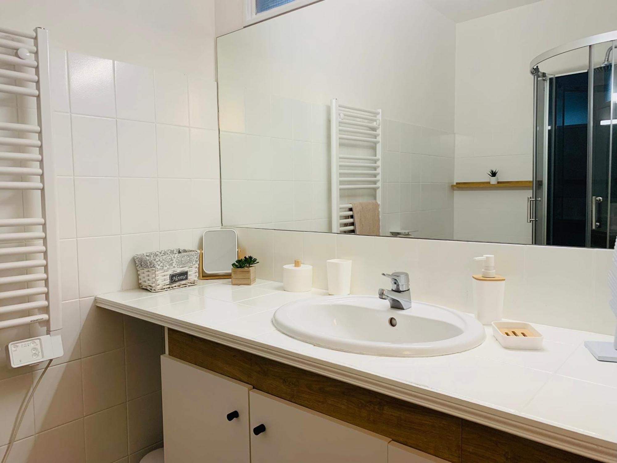 Pyrene Holidays - Heracles - Residence Paisible A 6Mn A Pied Des Thermes Bagneres-de-Bigorre Exterior photo